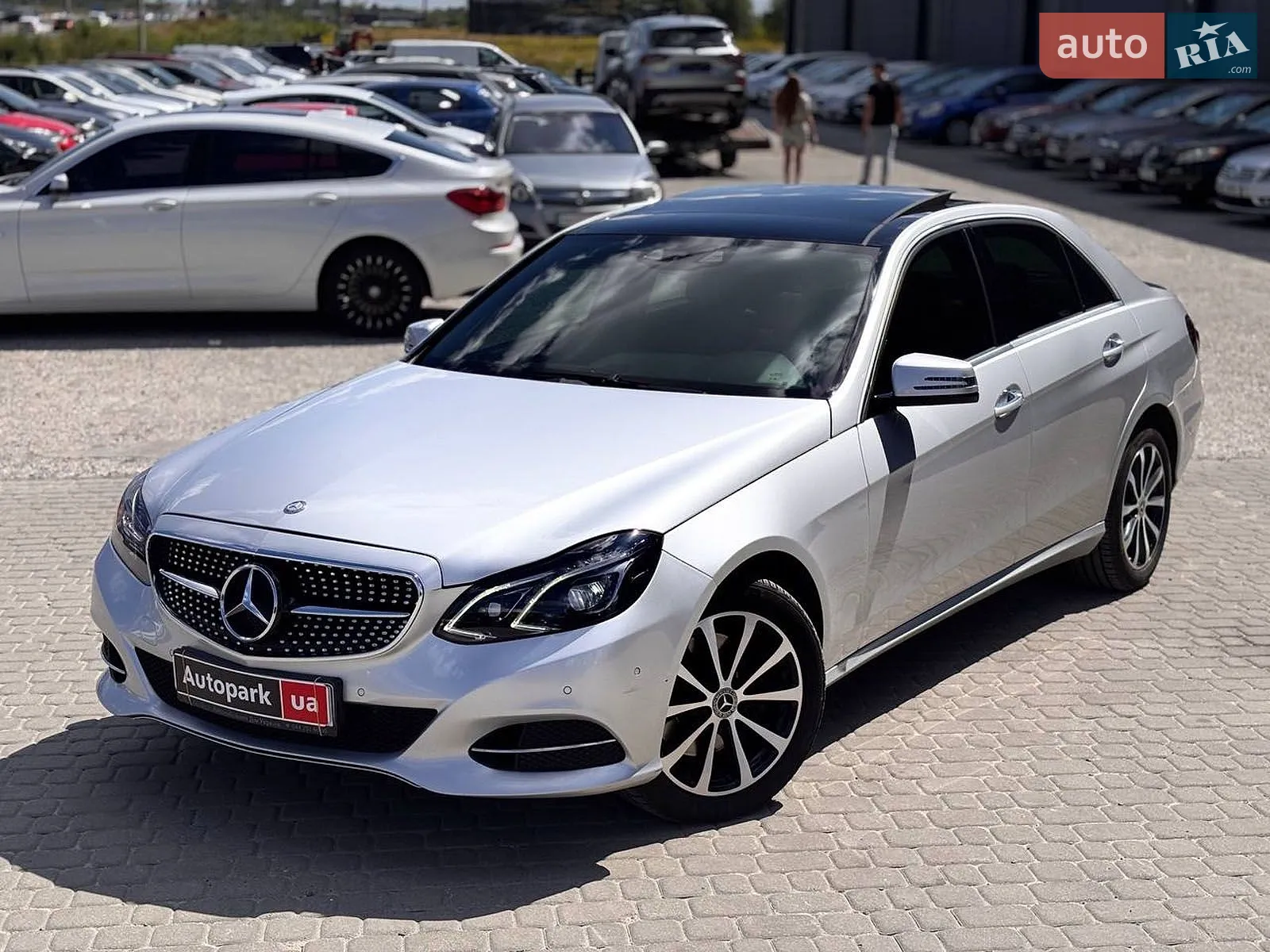2013 Mercedes-Benz E-klasse - мініатюра 2
