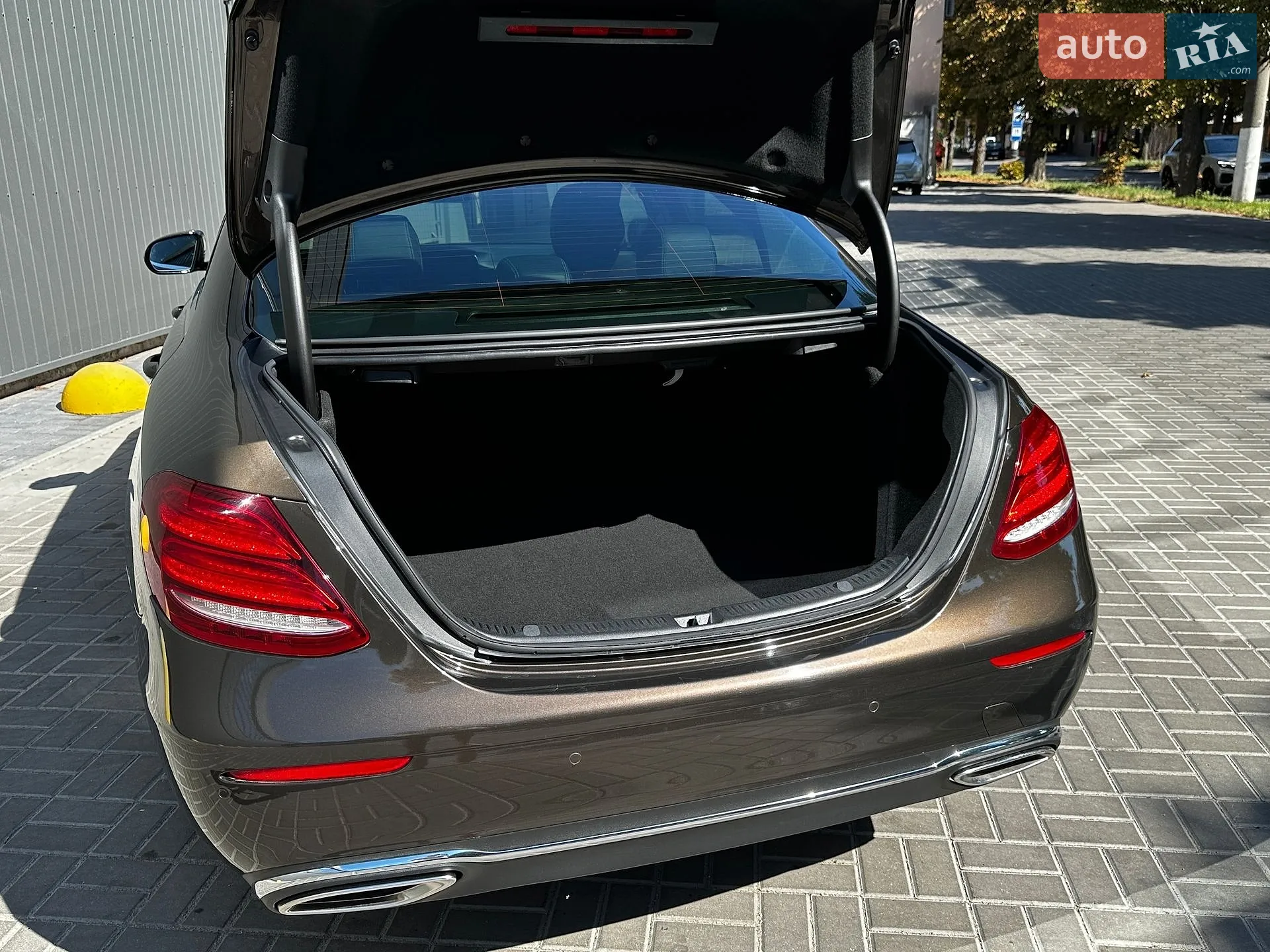 2016 Mercedes-Benz E-klasse - мініатюра 16