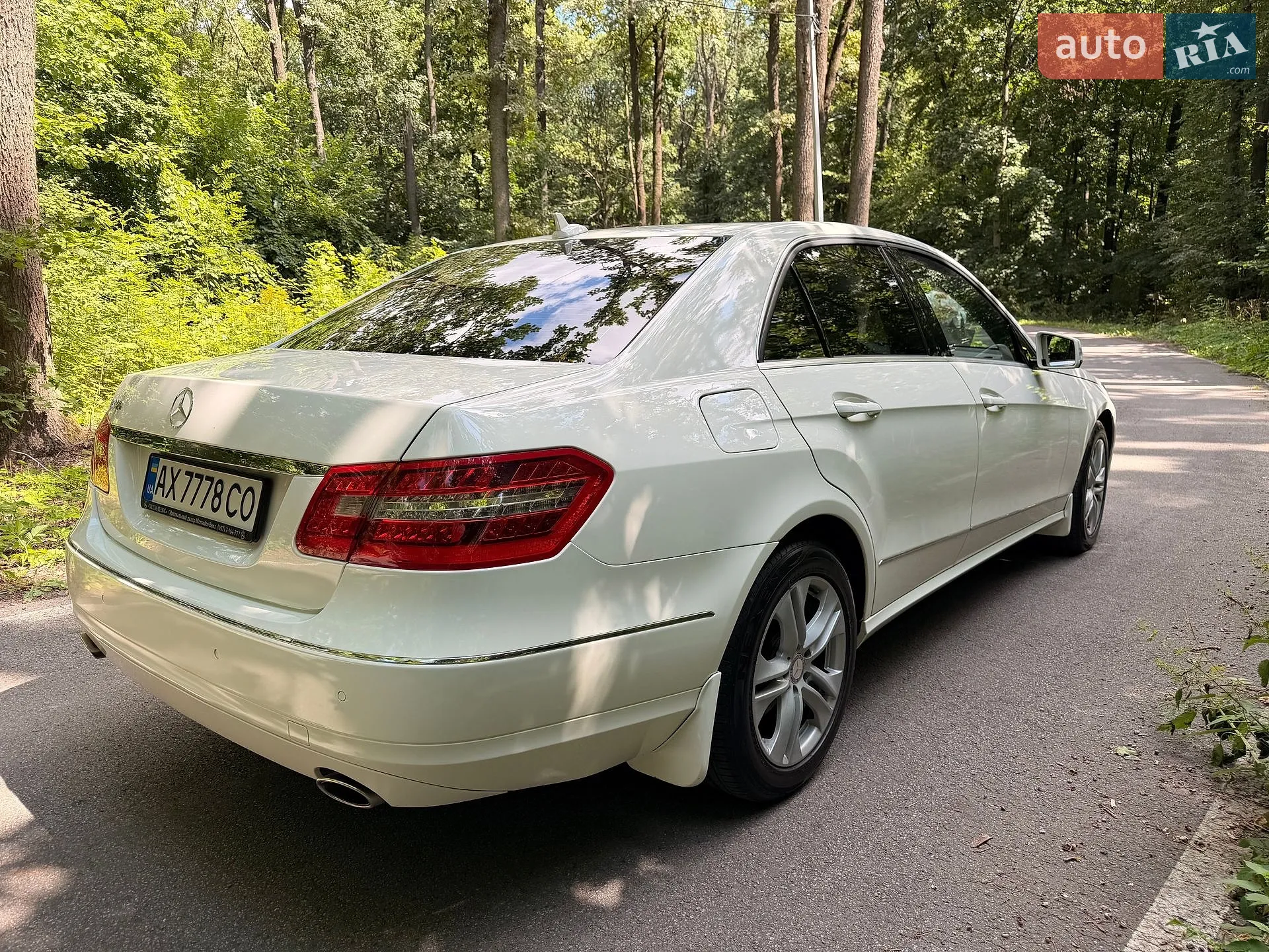 2010 Mercedes-Benz E-klasse - мініатюра 6