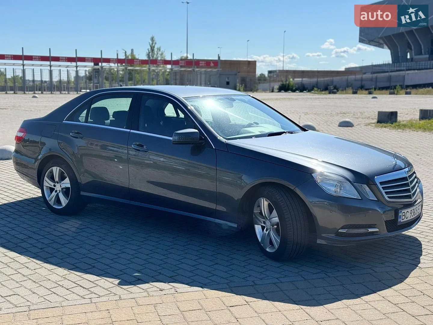 2012 Mercedes-Benz E-klasse - мініатюра 10