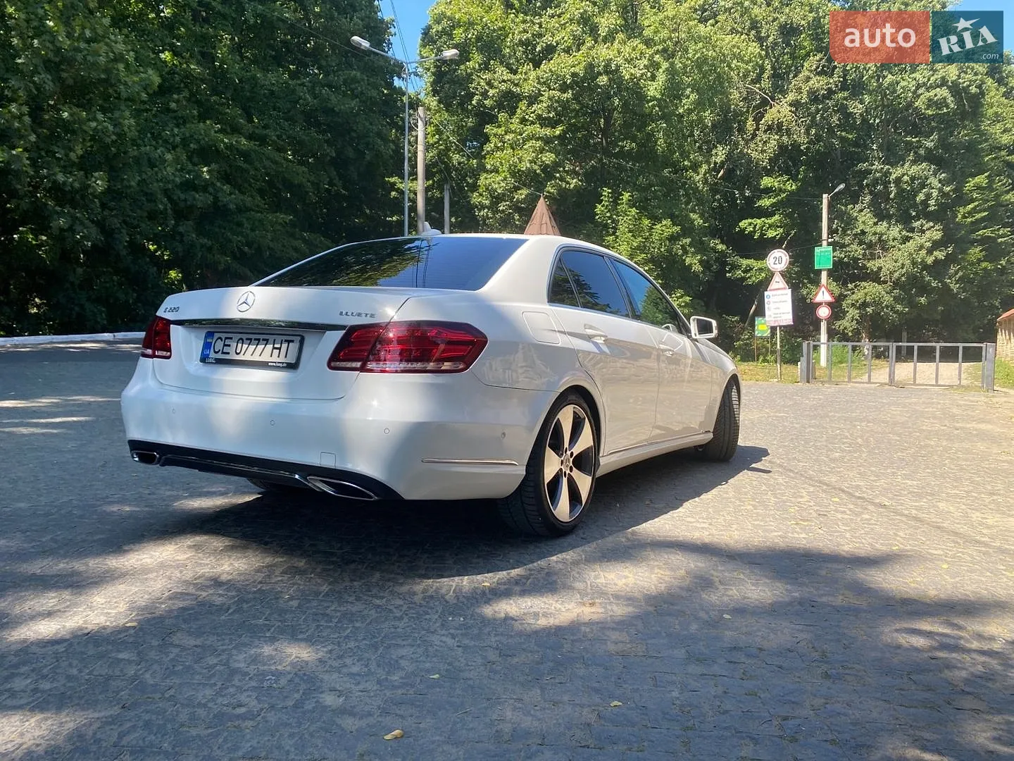 2014 Mercedes-Benz E-klasse - мініатюра 3