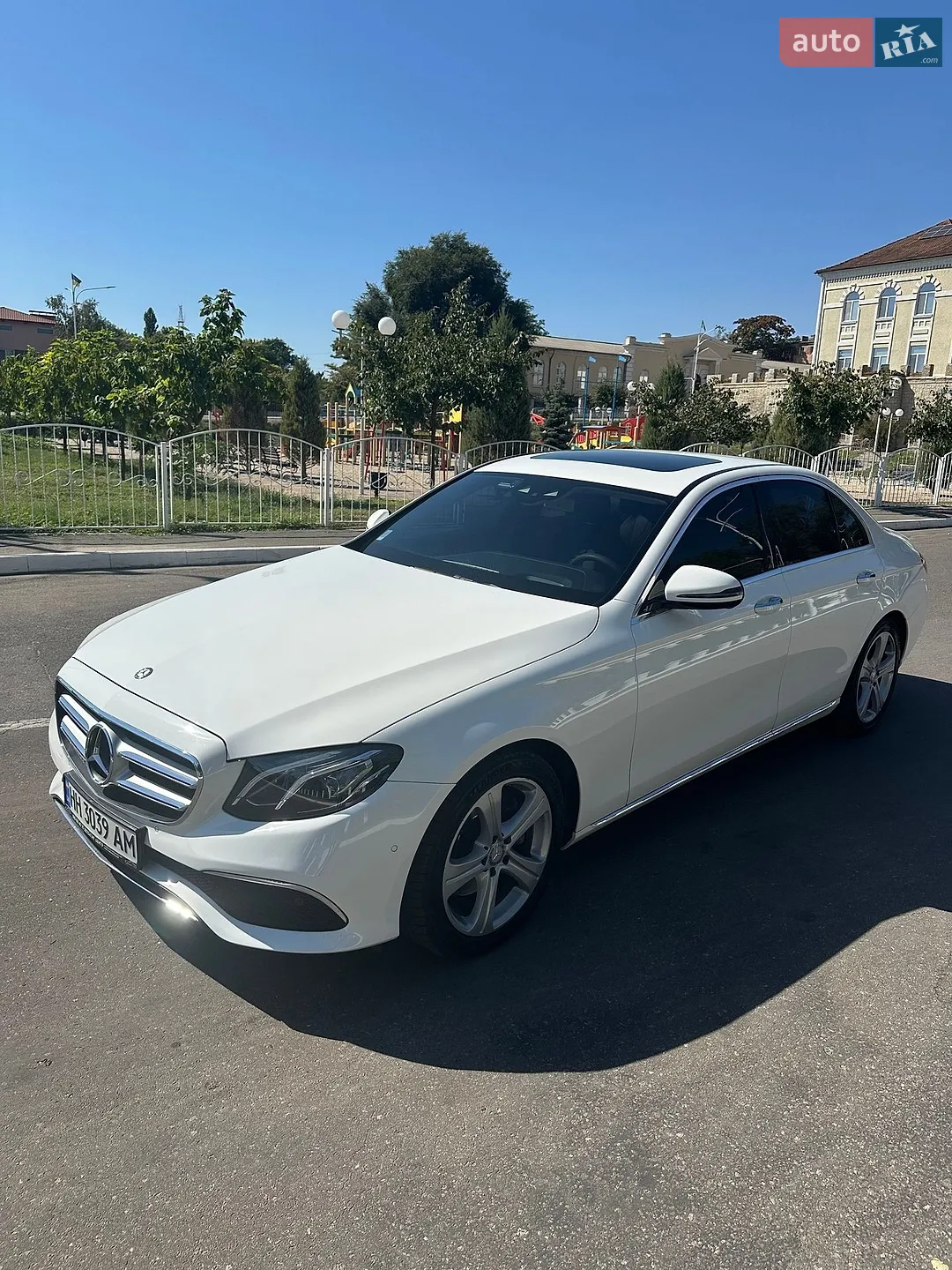 2016 Mercedes-Benz E-klasse - мініатюра 39