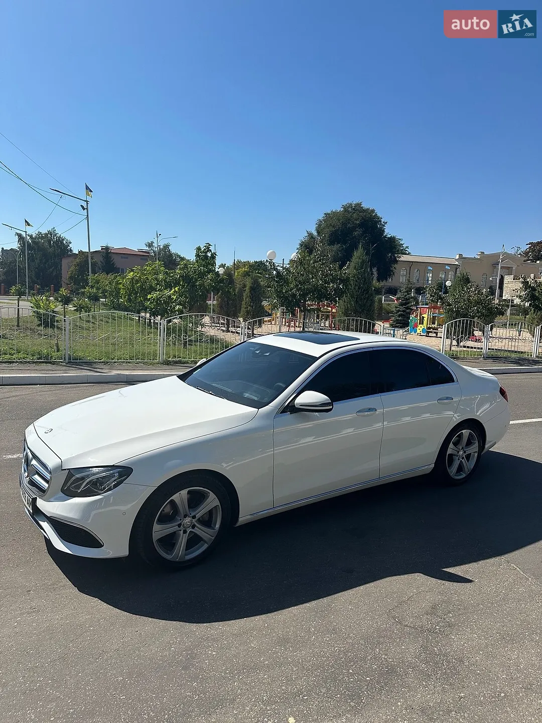 2016 Mercedes-Benz E-klasse - мініатюра 40