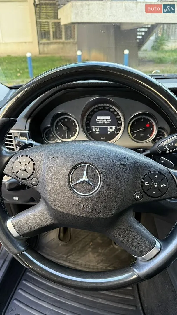 2010 Mercedes-Benz E-klasse - мініатюра 24