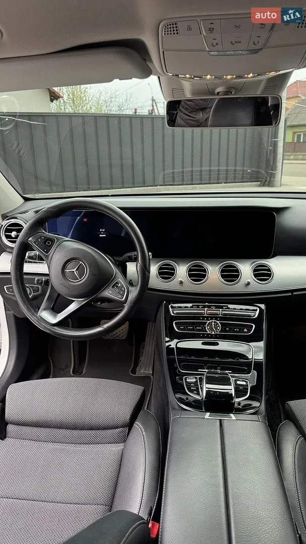 2016 Mercedes-Benz E-klasse - мініатюра 21