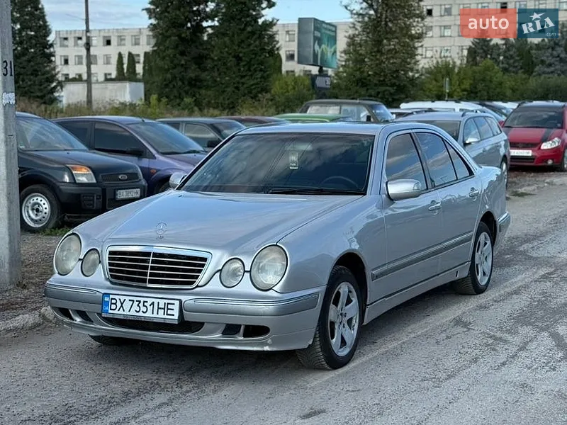 Mercedes-Benz E-Class 2001