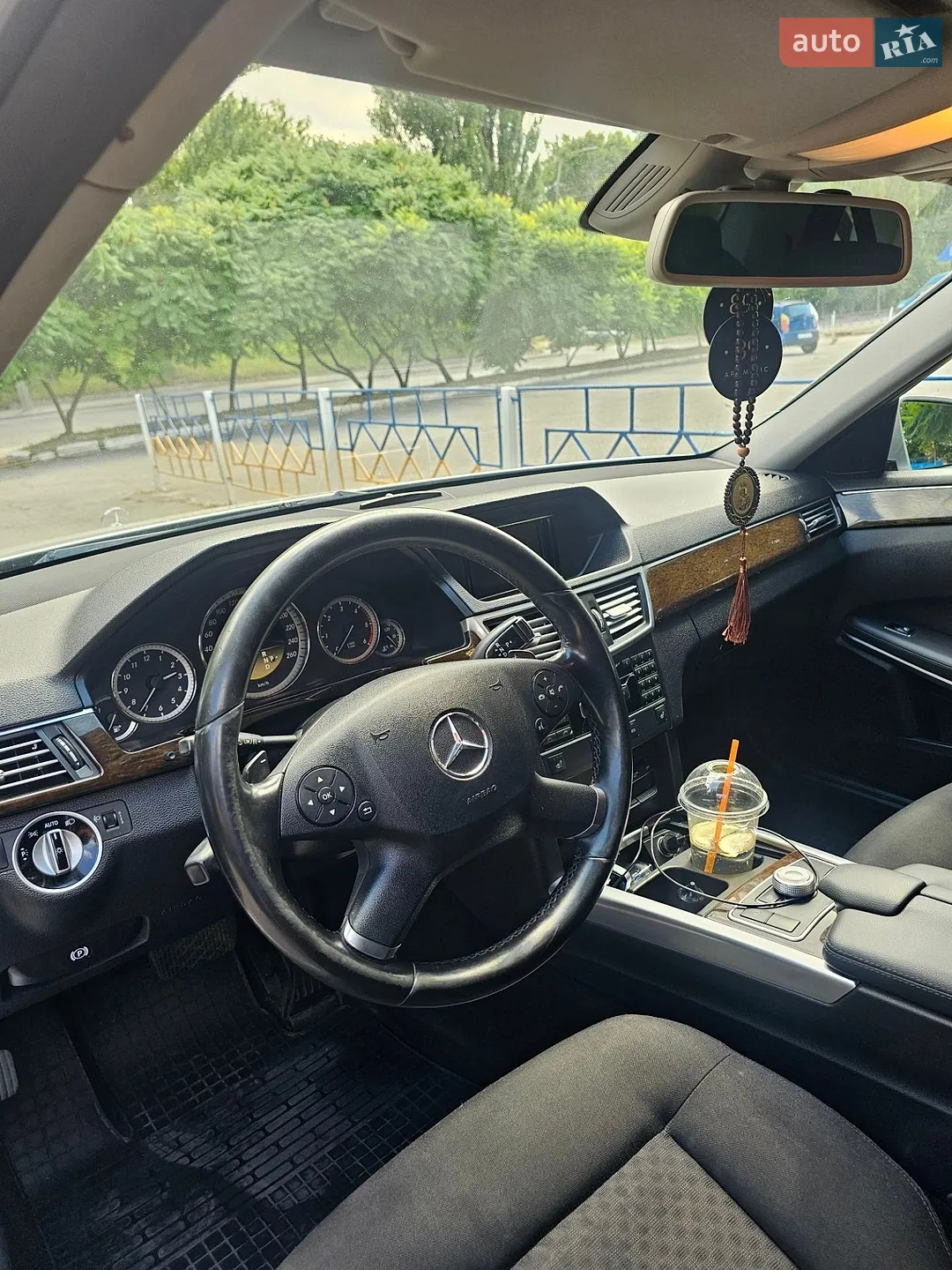 2012 Mercedes-Benz E-klasse - мініатюра 12