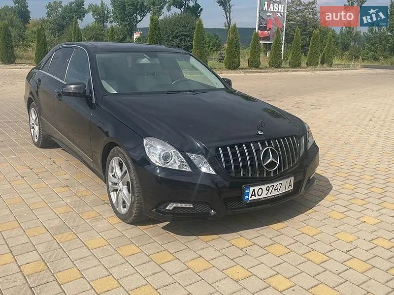 Mercedes-Benz E-Class 2009