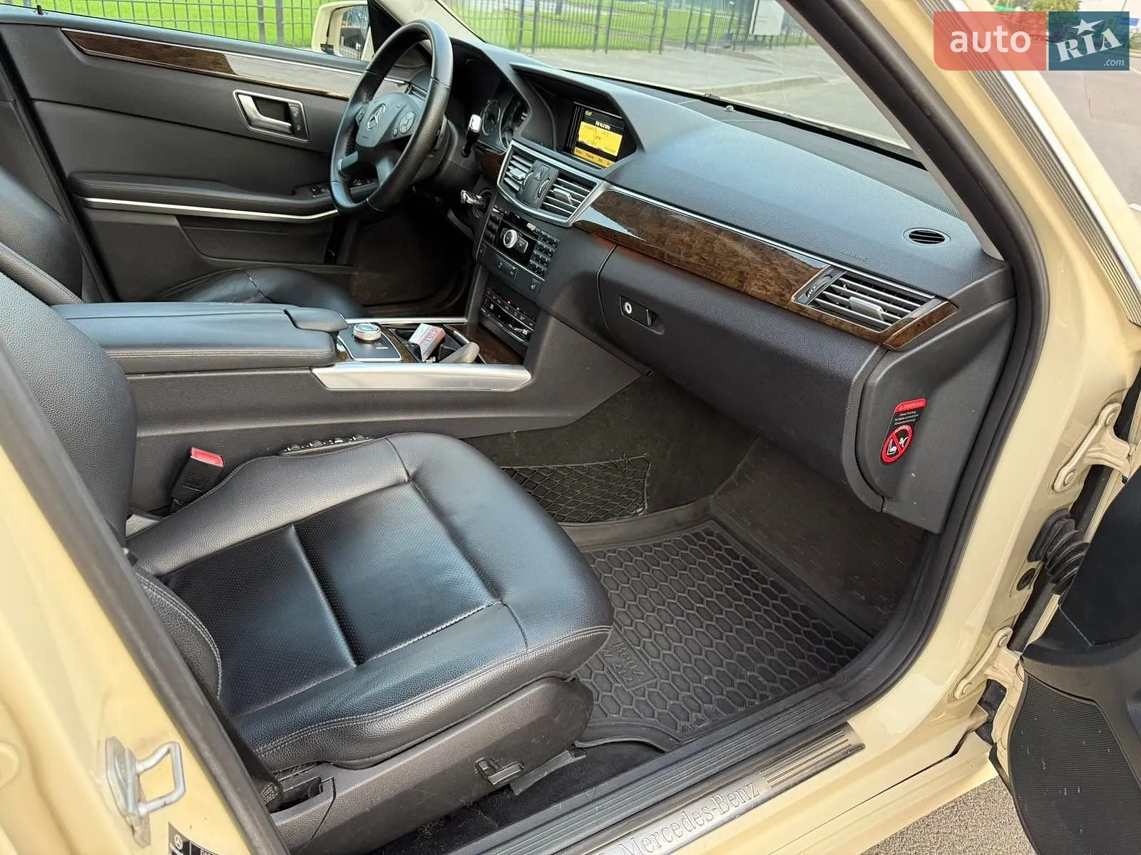 2012 Mercedes-Benz E-klasse - мініатюра 8
