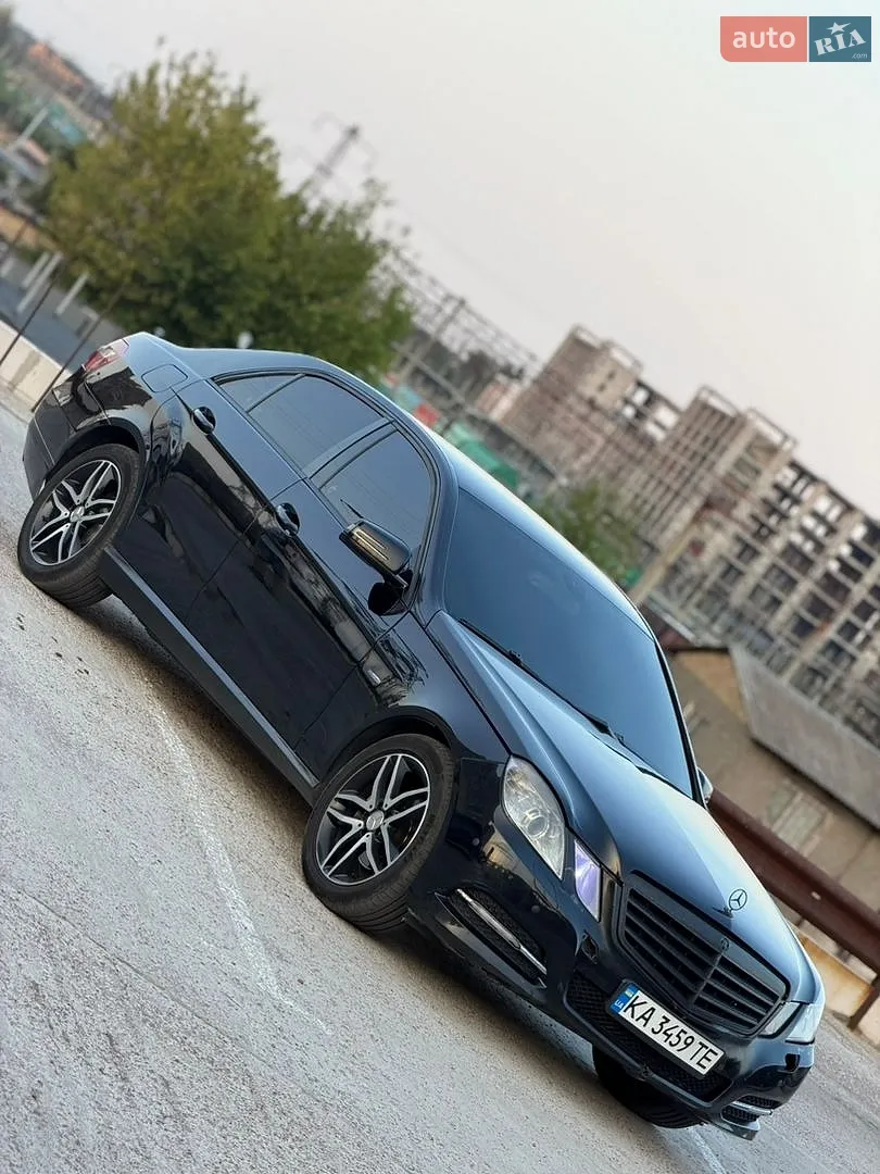 2011 Mercedes-Benz E-klasse - мініатюра 2