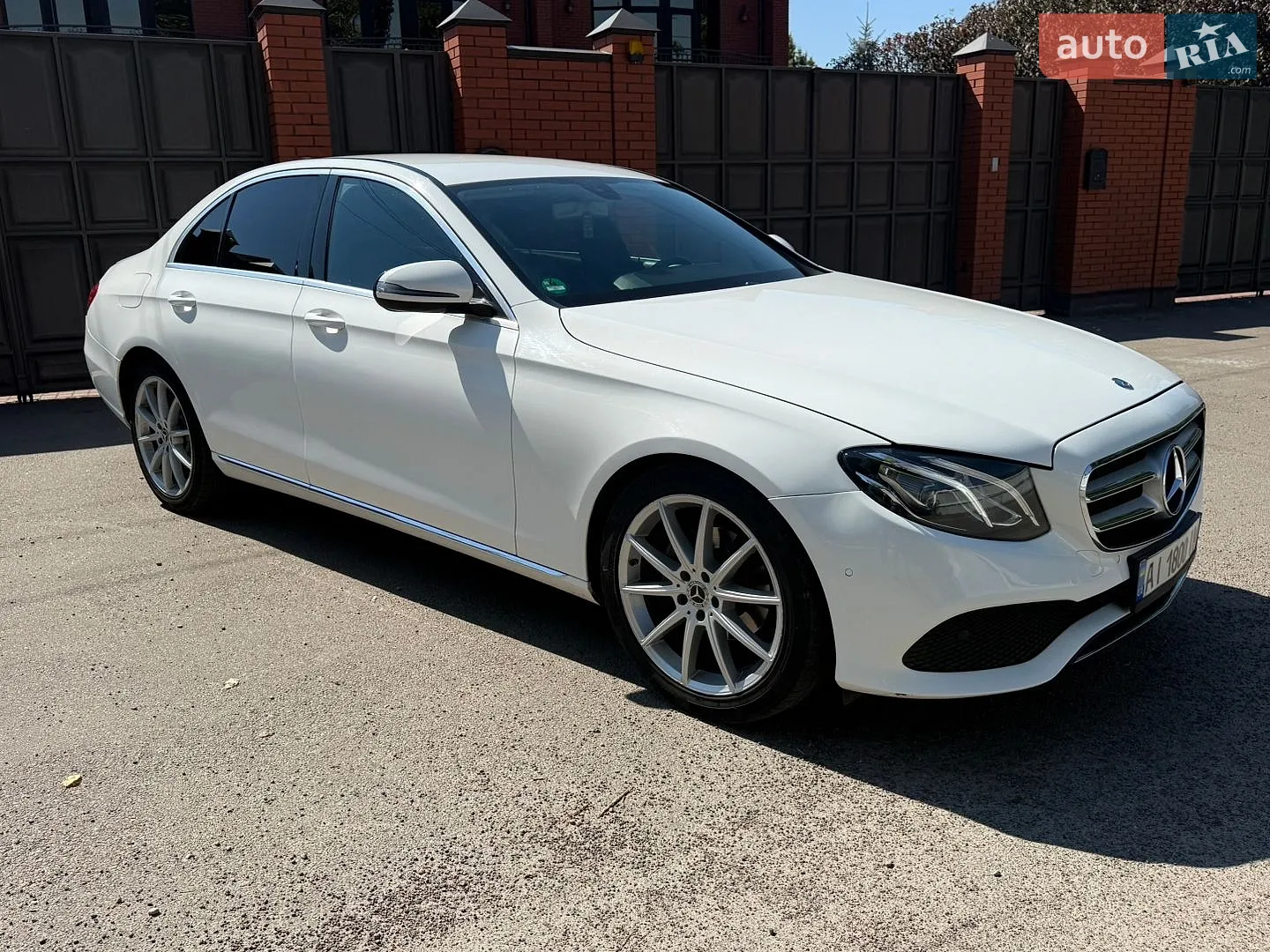 2016 Mercedes-Benz E-klasse - мініатюра 21