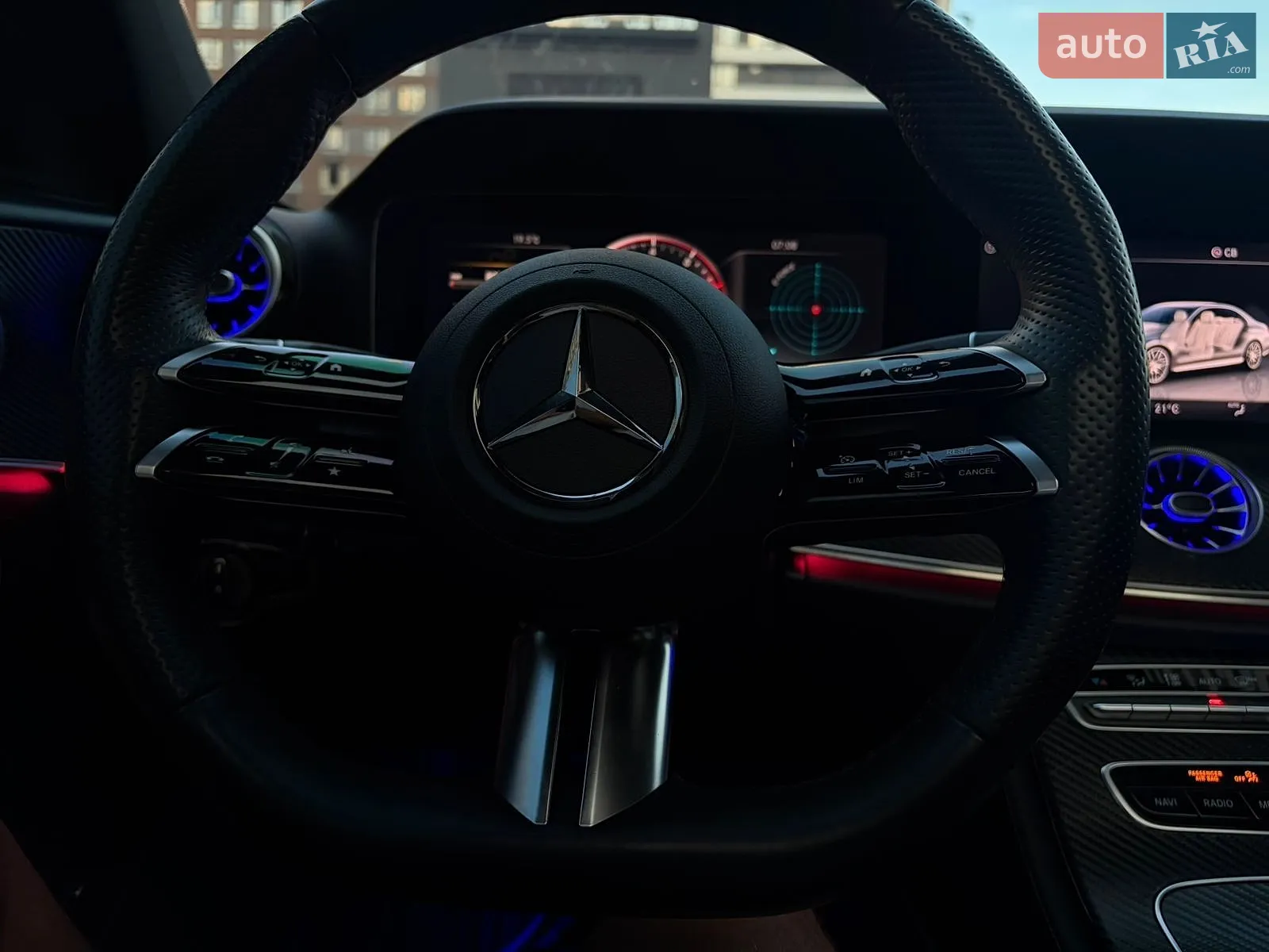 2018 Mercedes-Benz E-klasse - мініатюра 35