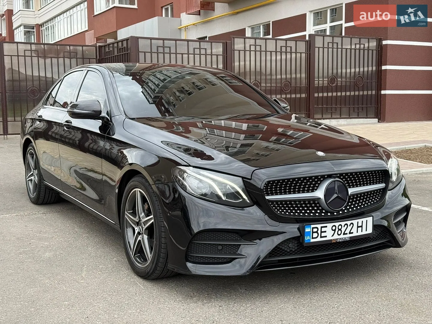 2016 Mercedes-Benz E-klasse - фото 1