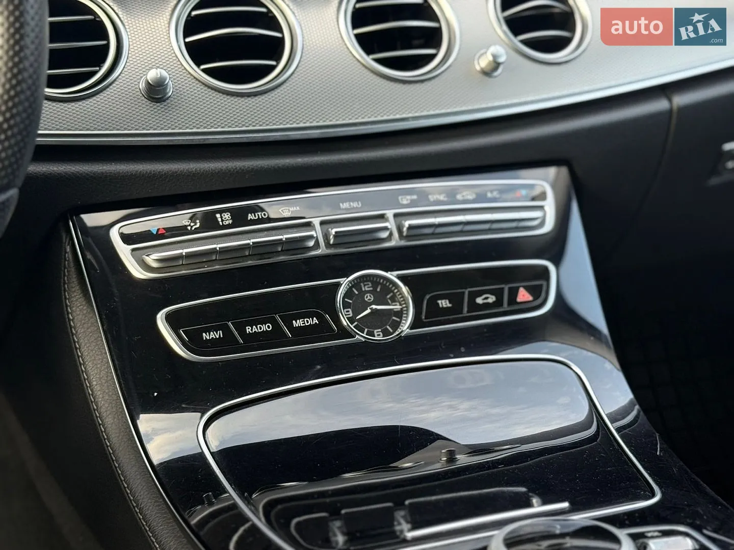 2016 Mercedes-Benz E-klasse - мініатюра 12