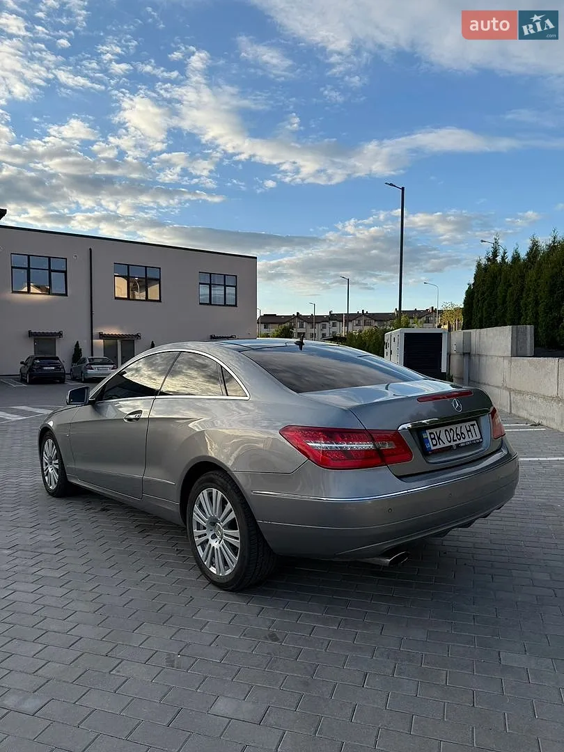 2010 Mercedes-Benz E-klasse - мініатюра 4