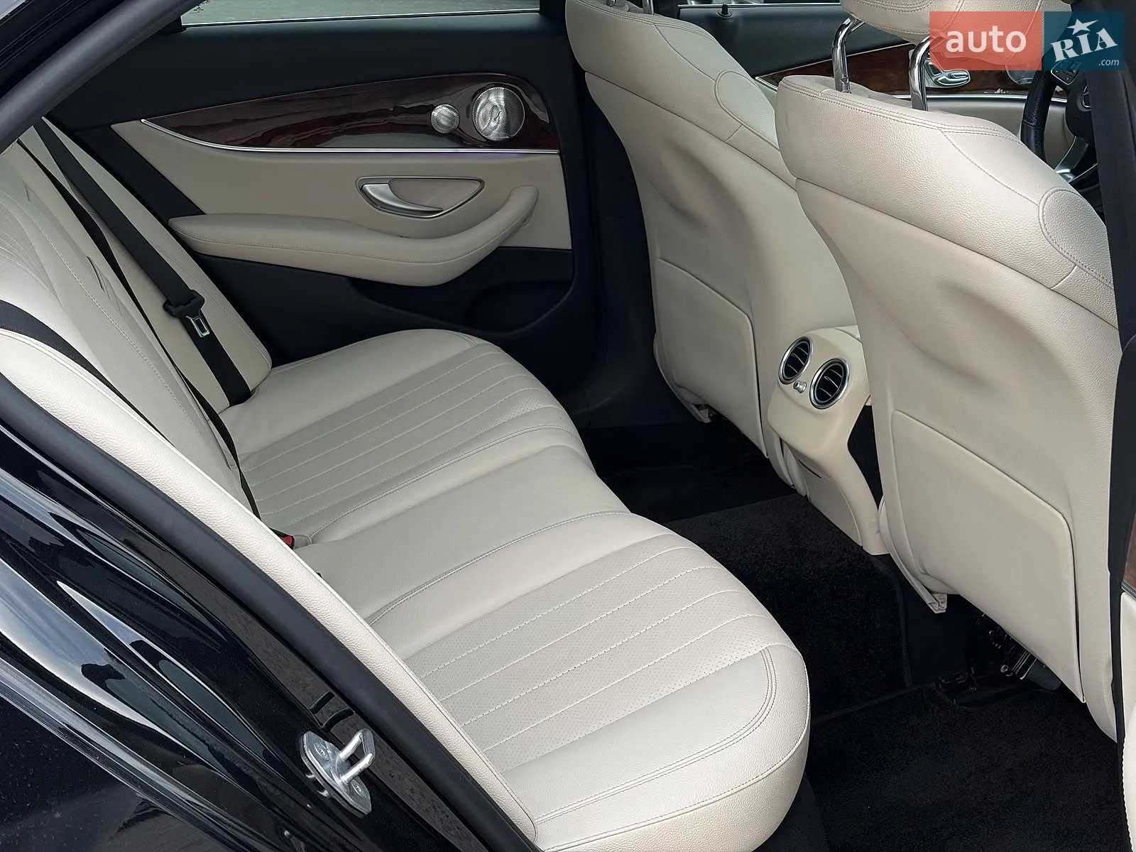 2016 Mercedes-Benz E-klasse - мініатюра 34