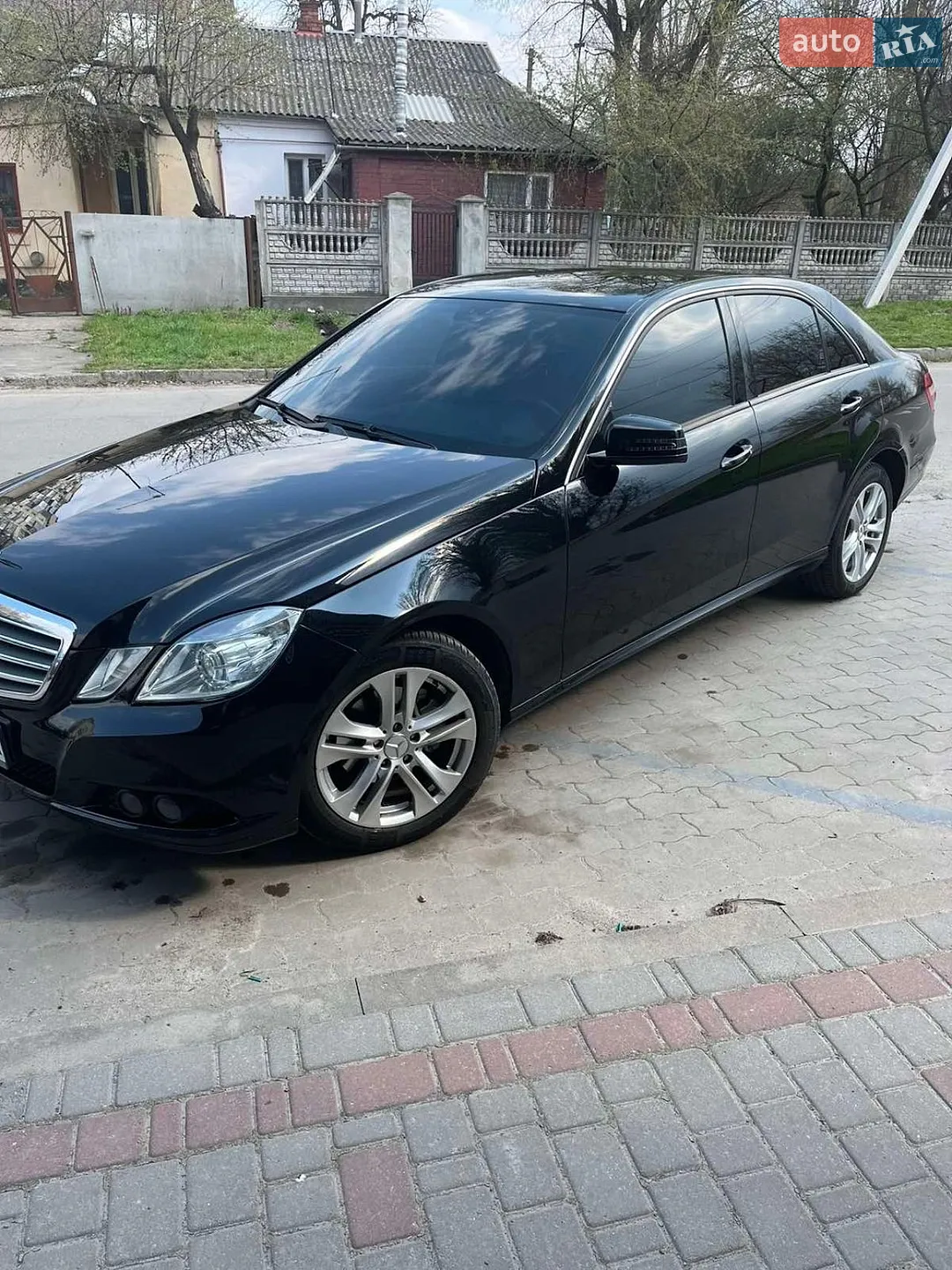 2011 Mercedes-Benz E-klasse - мініатюра 3