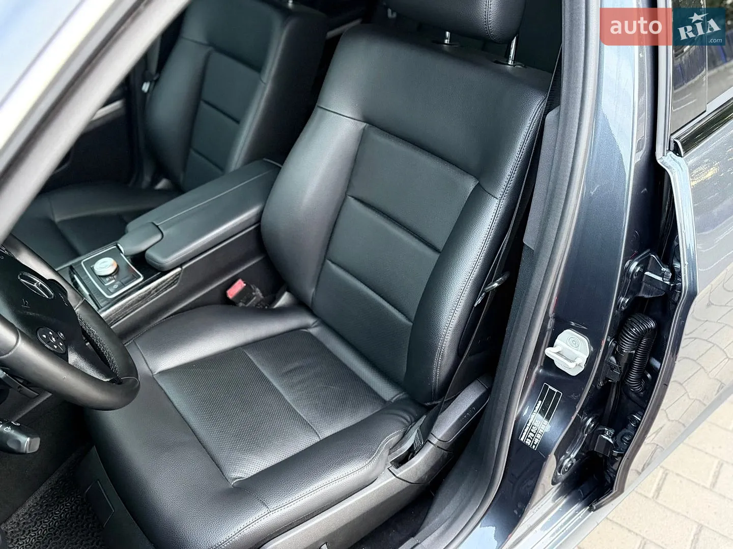 2011 Mercedes-Benz E-klasse - мініатюра 19
