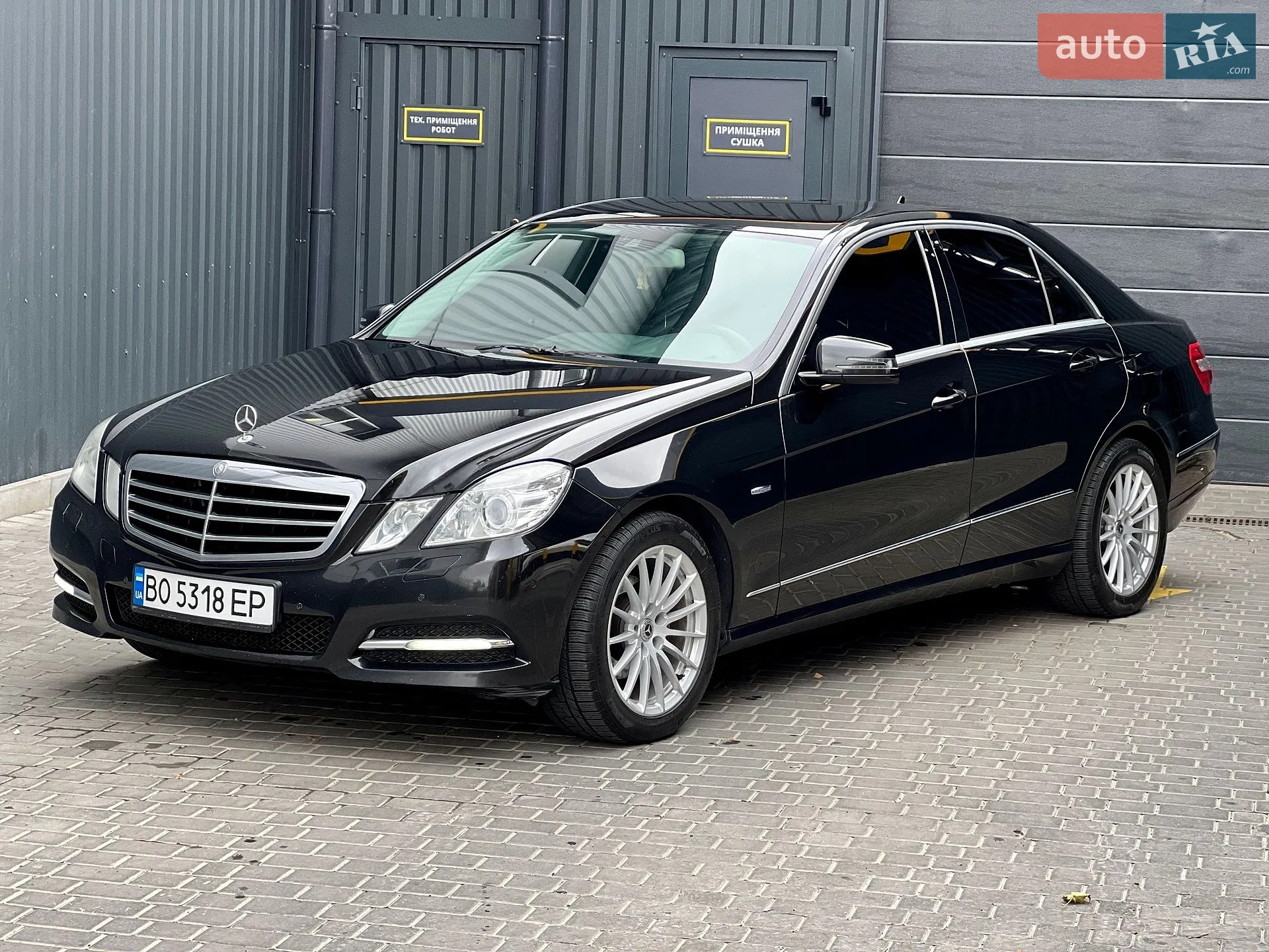 2011 Mercedes-Benz E-klasse - мініатюра 2