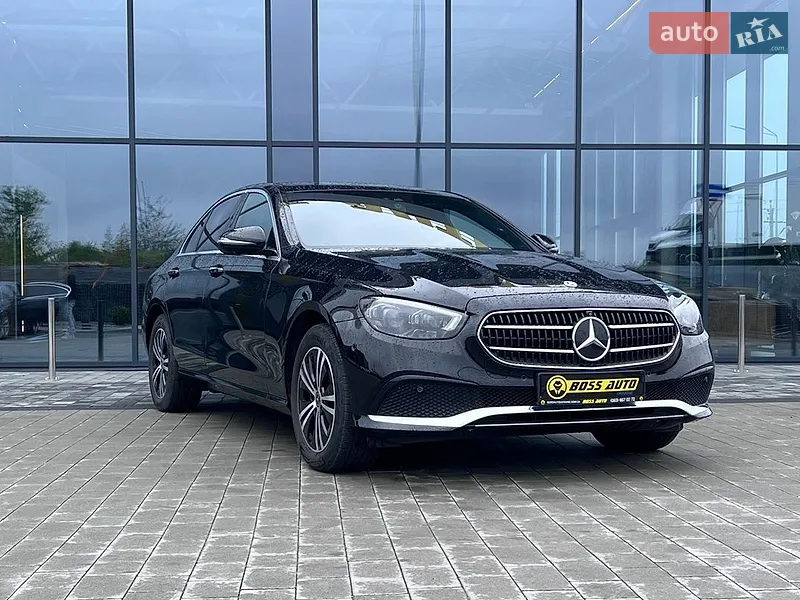 Mercedes-Benz E-Class 2022
