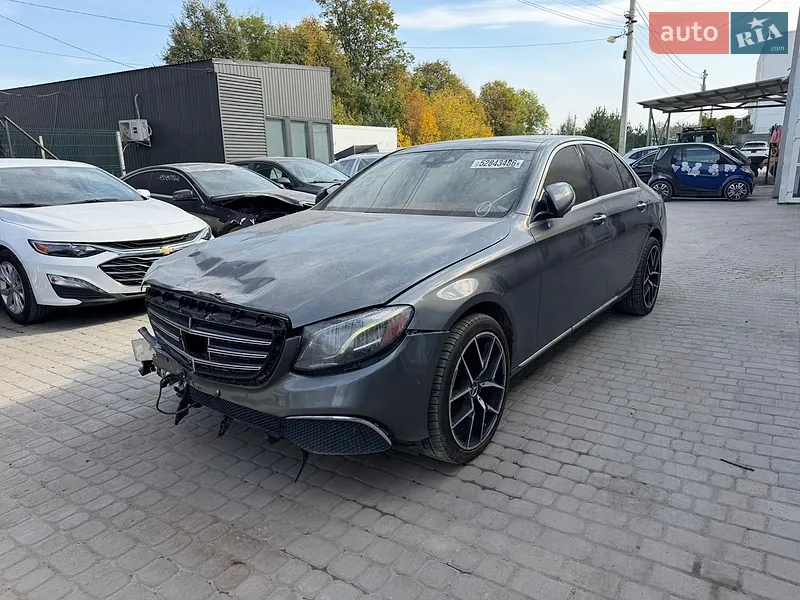 Mercedes-Benz E-Class 2016