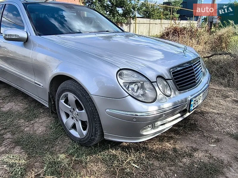 Mercedes-Benz E-Class 2002
