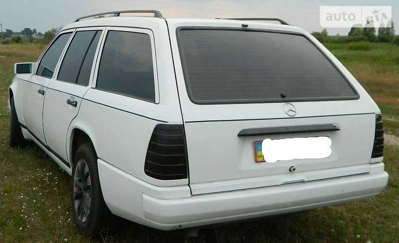 Універсал Mercedes-Benz E-Class 1989 в Броварах
