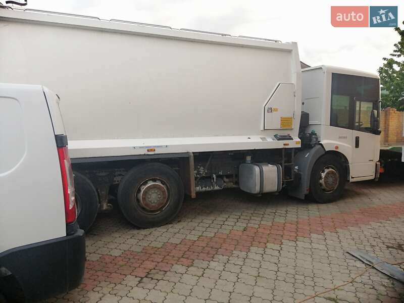 Мусоровоз Mercedes-Benz Econic 2010 в Луцке