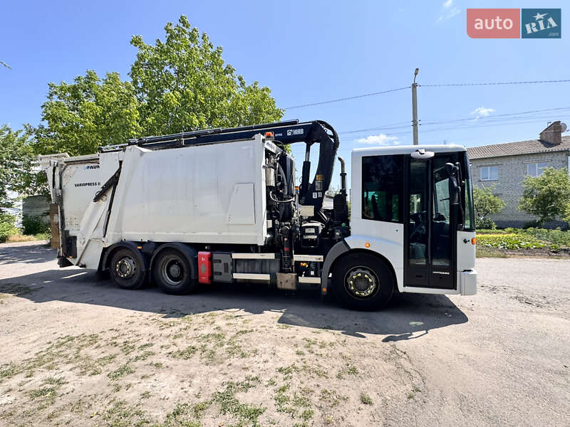 Mercedes-Benz Econic 2015
