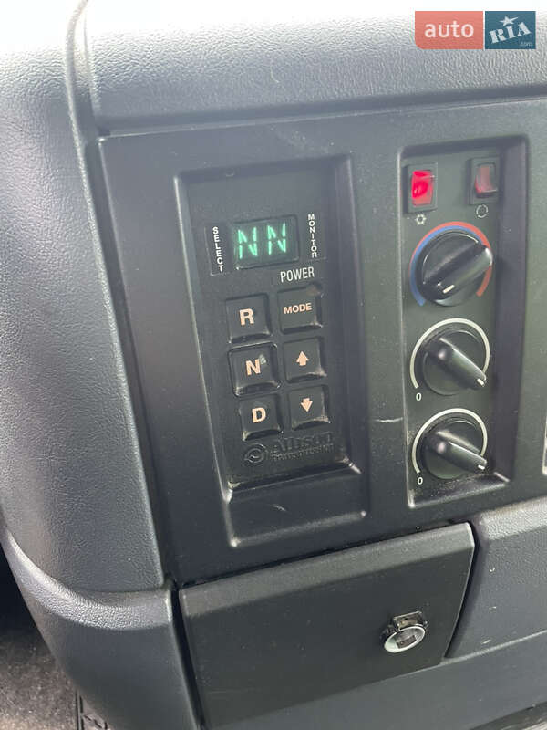 Грузовой фургон Mercedes-Benz Econic 2013 в Житомире фото 28 Грузовой фургон Mercedes-Benz Econic 2013 в Житомире