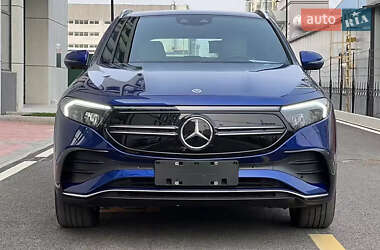 Хетчбек Mercedes-Benz EQA 2022 в 