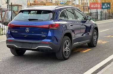 Хетчбек Mercedes-Benz EQA 2022 в 
