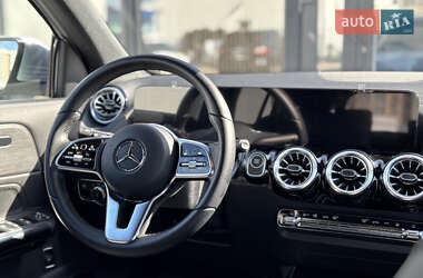 Хетчбек Mercedes-Benz EQA 2023 в 