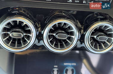 Хетчбек Mercedes-Benz EQA 2023 в 