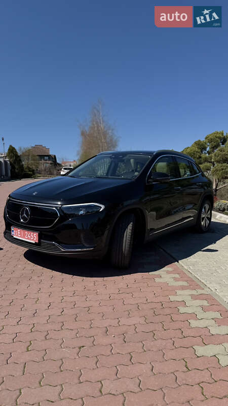 Хэтчбек Mercedes-Benz EQA 2023 в 