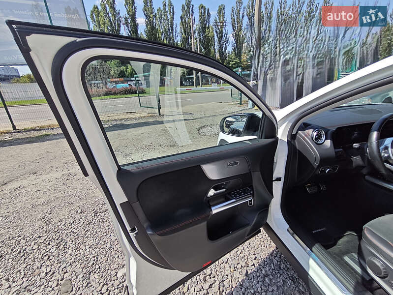 Хетчбек Mercedes-Benz EQA 2021 в Києві