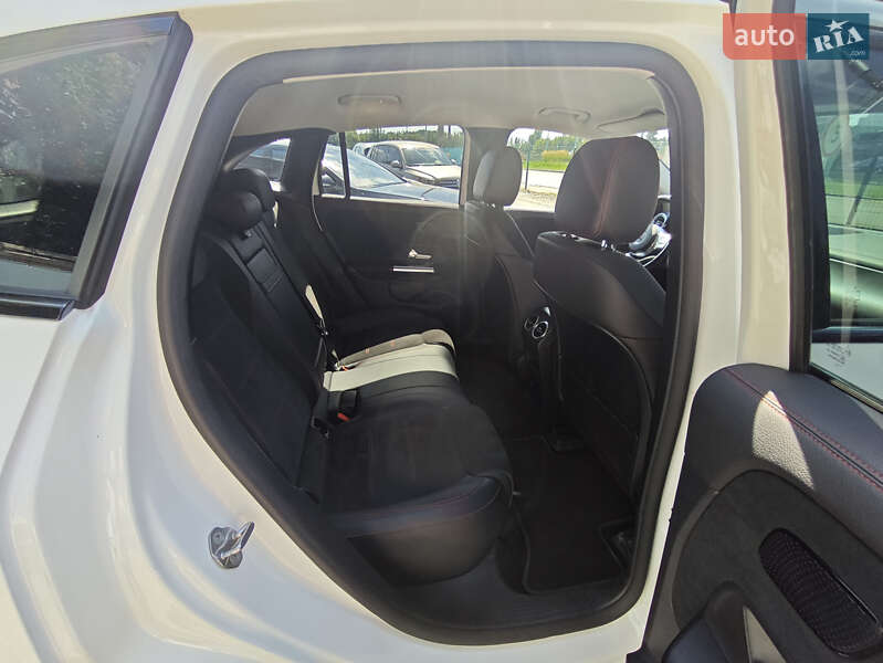 Хетчбек Mercedes-Benz EQA 2021 в Києві