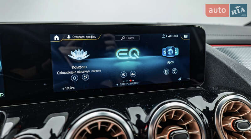 Хэтчбек Mercedes-Benz EQA 2022 в Киеве