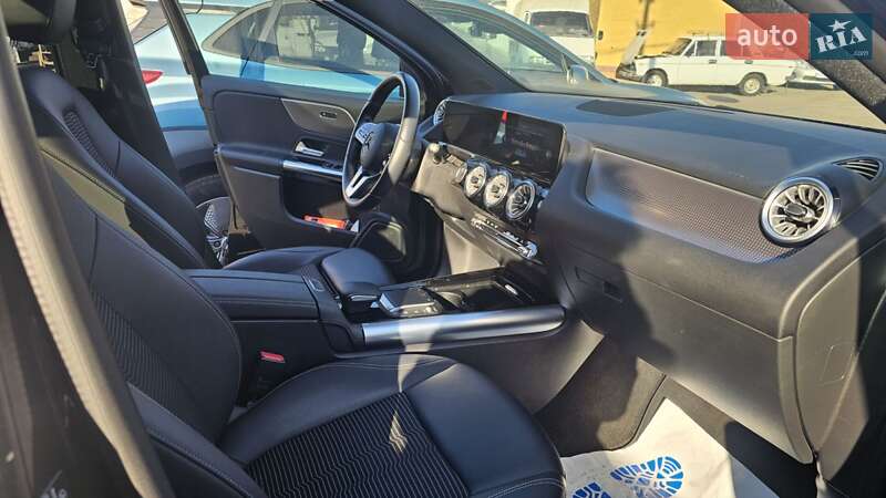 Хэтчбек Mercedes-Benz EQA 2023 в Киеве