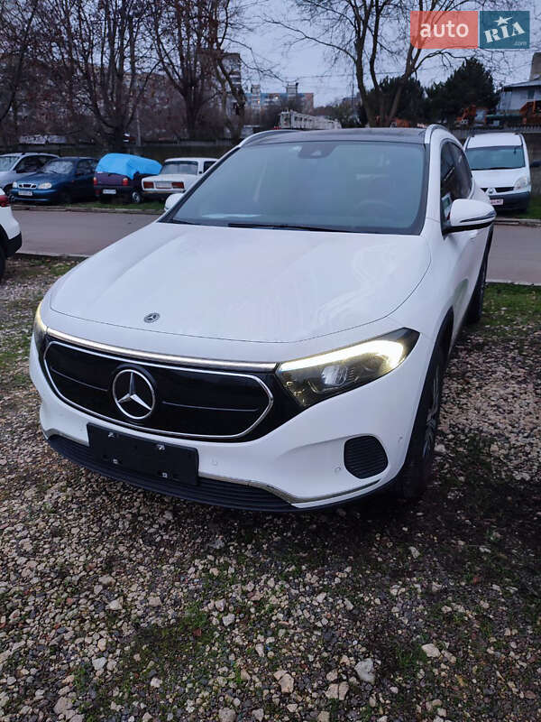 Mercedes-Benz EQA 2023