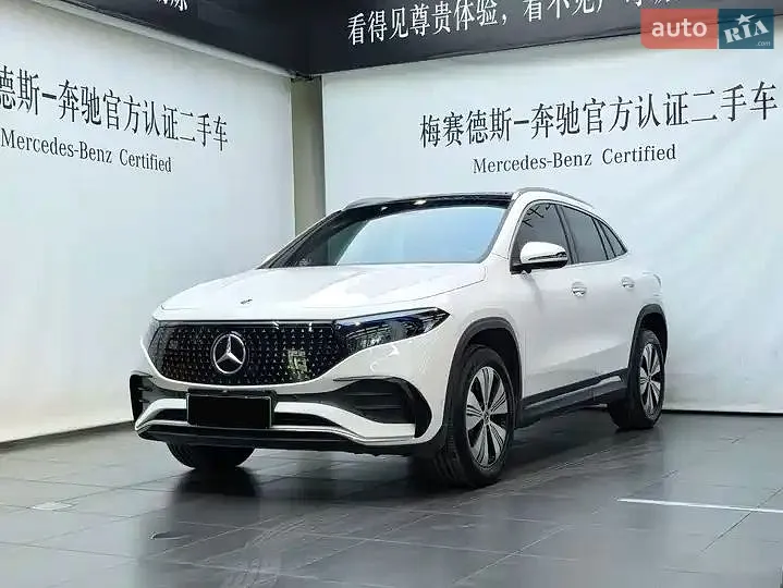 2025 Mercedes-Benz EQE - мініатюра 13