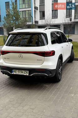 Внедорожник / Кроссовер Mercedes-Benz EQB 2021 в 