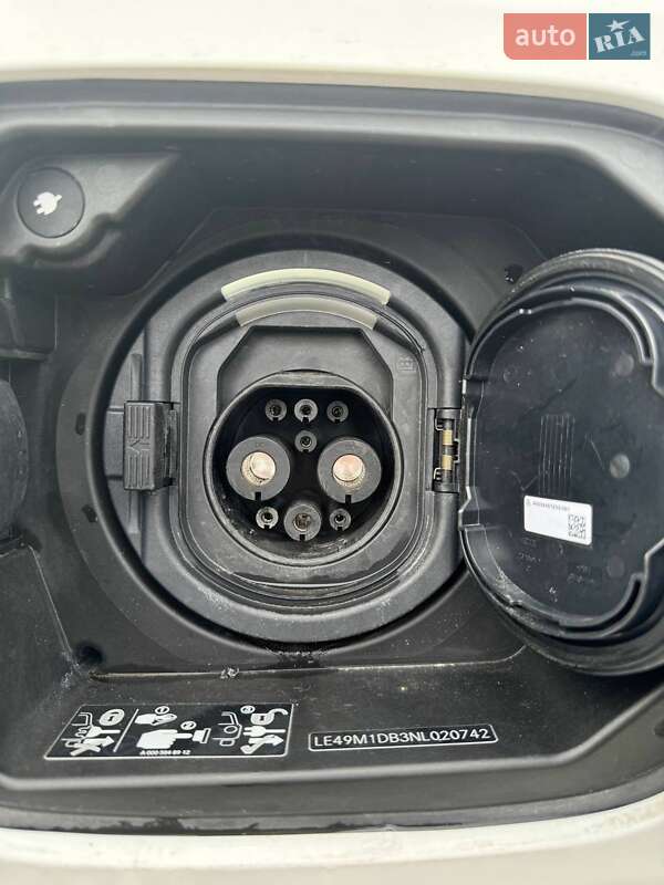 Внедорожник / Кроссовер Mercedes-Benz EQB 2021 в Львове