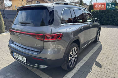Позашляховик / Кросовер Mercedes-Benz EQB 2022 в 