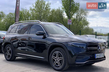 Внедорожник / Кроссовер Mercedes-Benz EQB 2023 в 