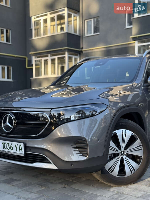 Mercedes-Benz EQB 2023