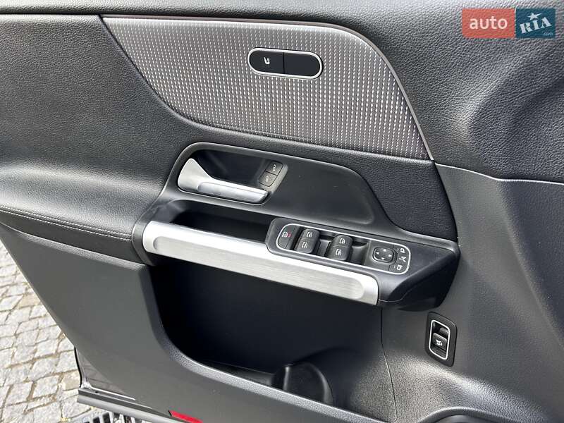 Внедорожник / Кроссовер Mercedes-Benz EQB 2023 в Львове