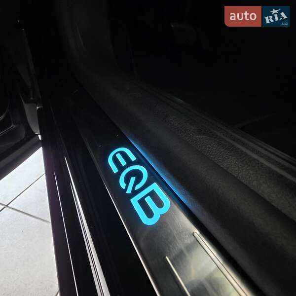 Позашляховик / Кросовер Mercedes-Benz EQB 2024 в Дубні