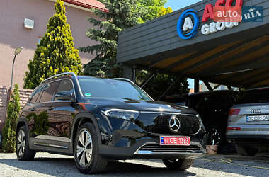 Позашляховик / Кросовер Mercedes-Benz EQB 2024 в 