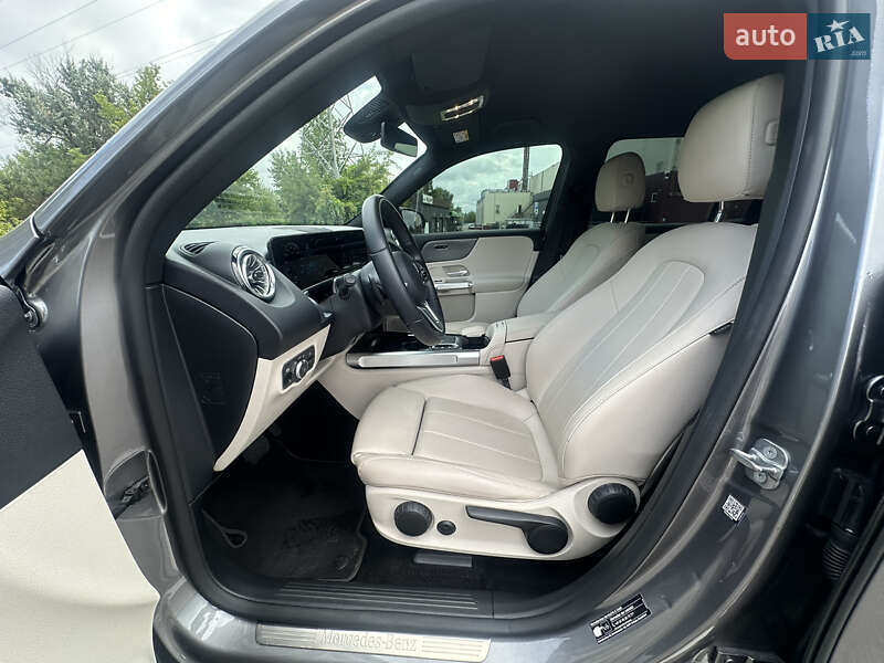 Внедорожник / Кроссовер Mercedes-Benz EQB 2023 в Киеве